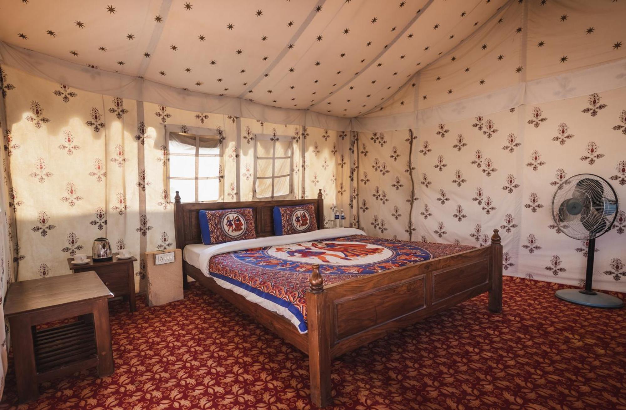 Royal Pavilion Camps By Shrigo Hotels Sam Exterior photo